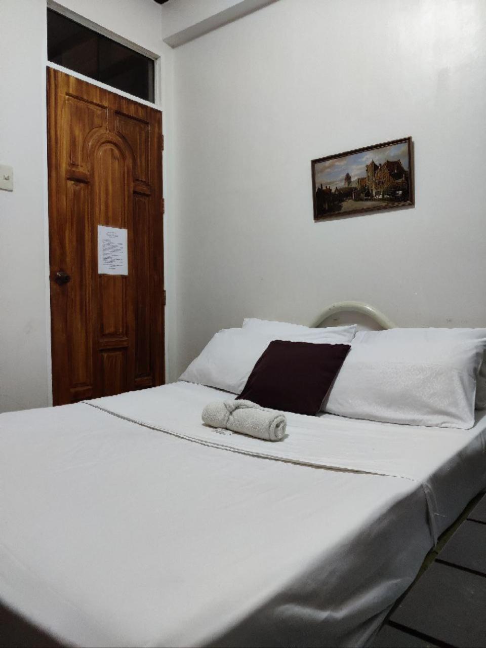 Center Parkway Pension House Kalibo Exterior photo